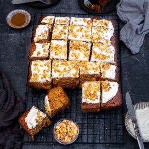 Easy Carrot Cake Traybake Hero