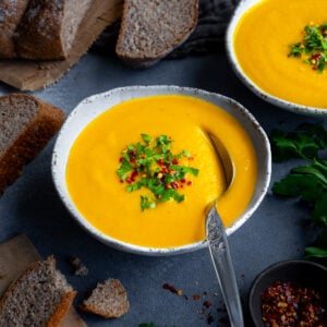 Easy Carrot and Butternut Squash Soup Hero