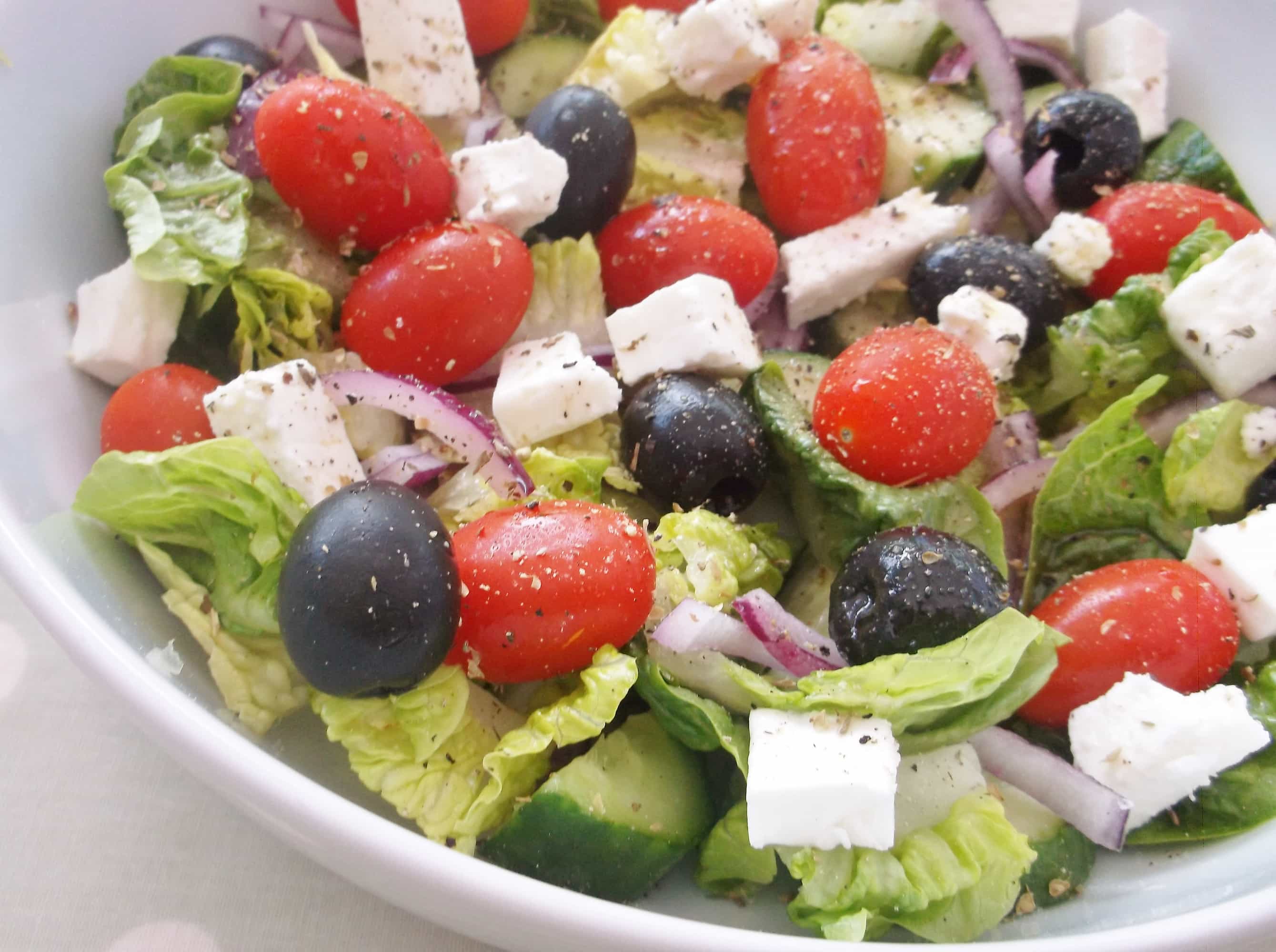 Easy Peasy Greek Salad