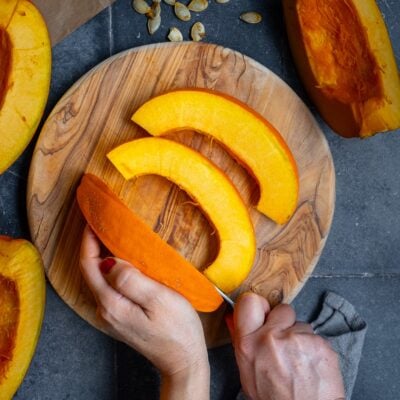 How to cut a pumpkin for cooking (the easy peasy way!)