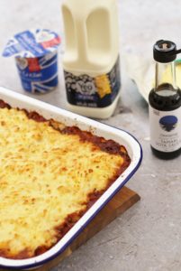 Easy, delicious and full of fab ingredients, this Lentil Shepherd’s Pie is comfort food at its finest and the perfect way to celebrate #OrganicSeptember. 