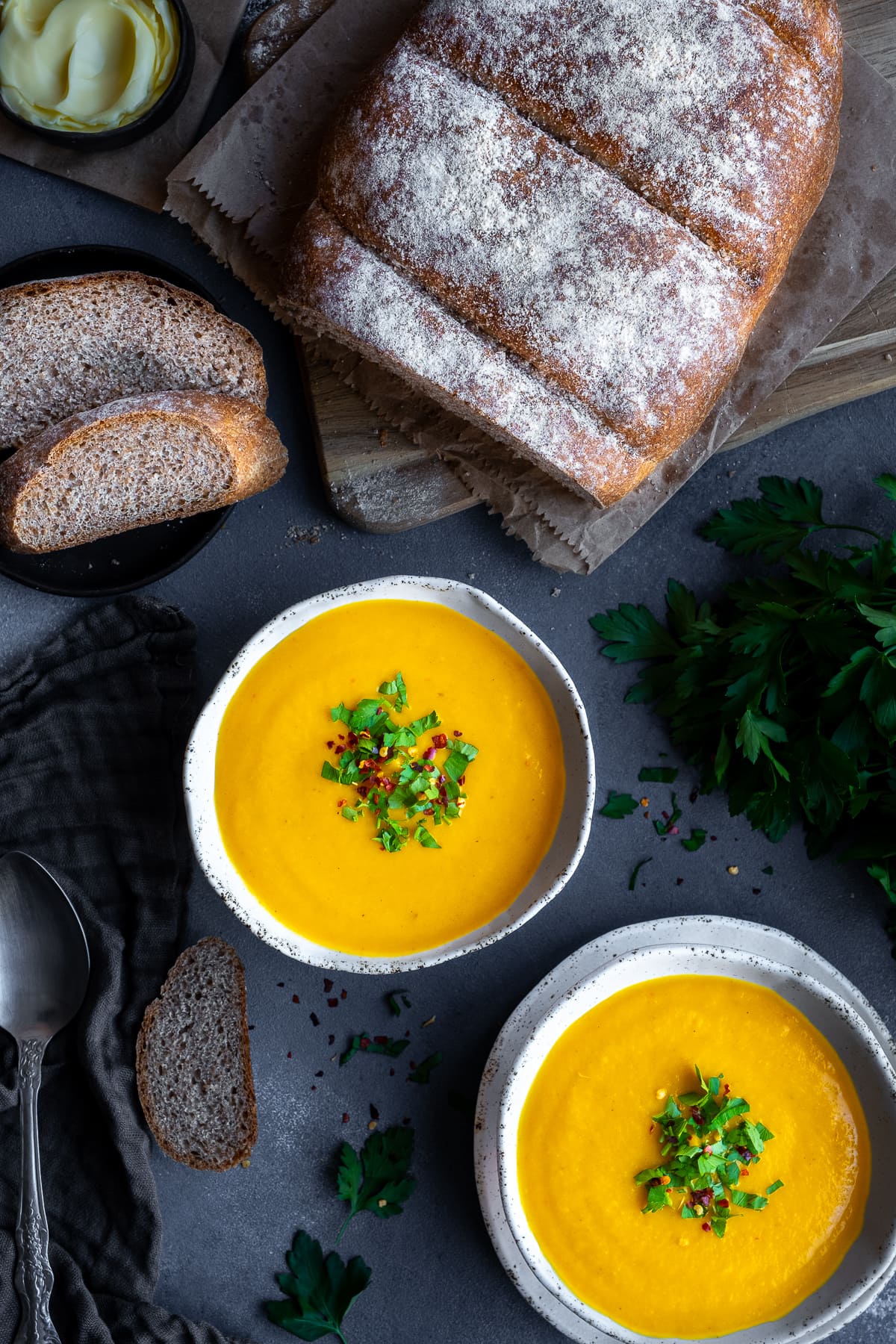 Super Simple Wholemeal Bread with 2 bowls of soup